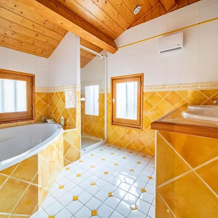 La Grande Ourse - Maison Avec Jacuzzi Feriehus Formiguères